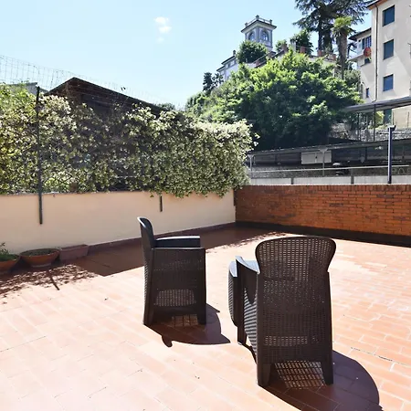 Con Ampio Terrazzo La Casa Di Nonna Iliana Appartamento *