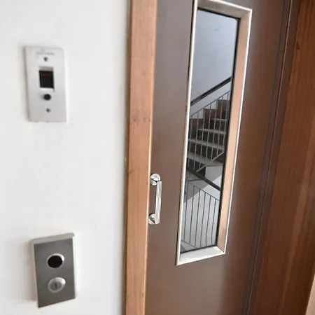 Con Ampio Terrazzo La Casa Di Iliana Siena