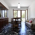 Con Ampio Terrazzo La Casa Di Nonna Iliana *
