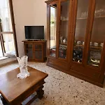Lejlighed Con Ampio Terrazzo La Casa Di Nonna Iliana *