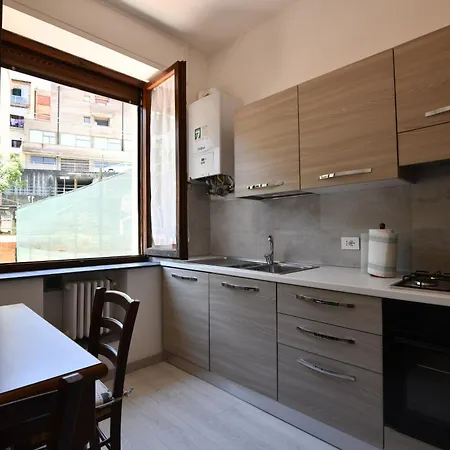 Апартаменти Con Ampio Terrazzo La Casa Di Iliana *