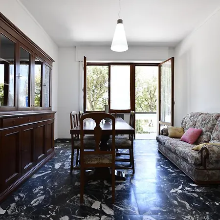 Con Ampio Terrazzo La Casa Di Nonna Iliana *