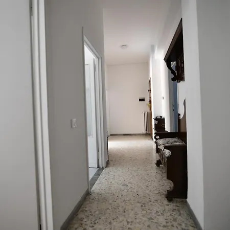 La Casa Di Nonna Con Ampio Terrazzo
