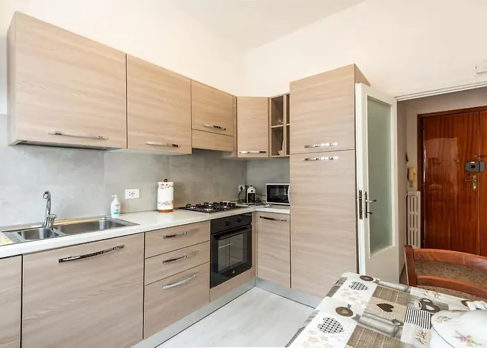 Διαμέρισμα Con Ampio Terrazzo La Casa Di Nonna Iliana *